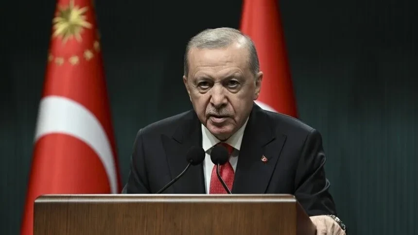 Cumhurbaşkanı Erdoğan: Türkiye'yi bölgesinin teknoloji merkezi haline getirecek adımları kararlılıkla atıyoruz
