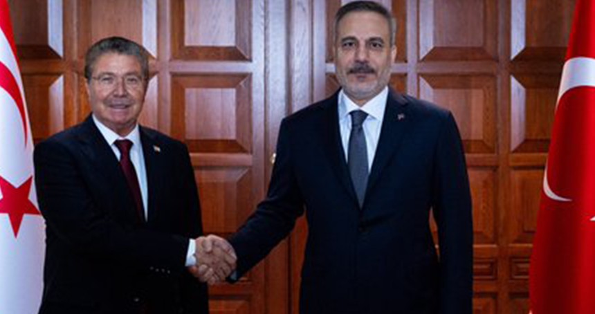 Dışişleri Bakanı Hakan Fidan, KKTC Başbakanı Üstel ile görüştü
