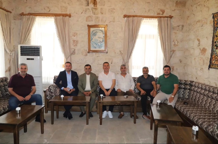Veysi Duyan ve Beraberindeki Heyetten Savur Belediyesi’ne Ziyaret