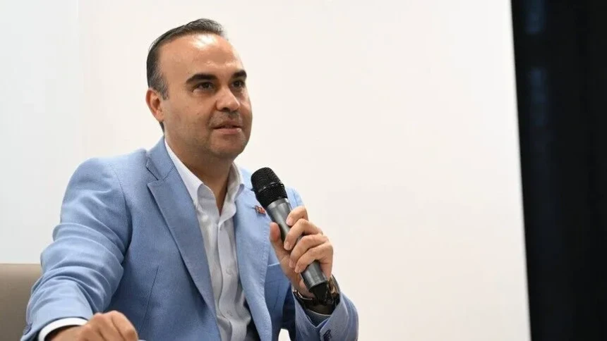 Bakan Kacır: Önümüzdeki 2 yıl içerisinde 5 milyon vatandaşımıza yapay zeka okuryazarlığı kazandırmaya gayret edeceğiz