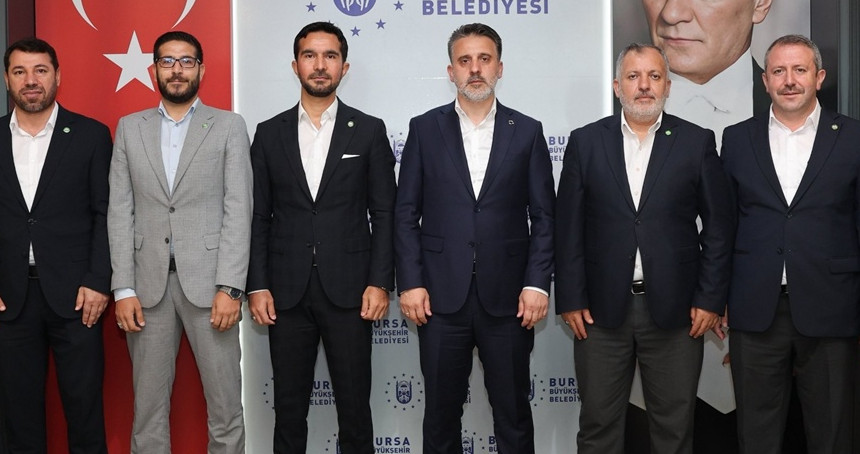 HÜDA PAR Bursa İl Başkanlığı’ndan Bursa Büyükşehir Belediyesi'ne ziyaret