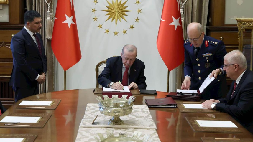 YAŞ toplantısı kararları çıktı! Hava Kuvvetleri Komutanı Rafet Dalkıran oldu