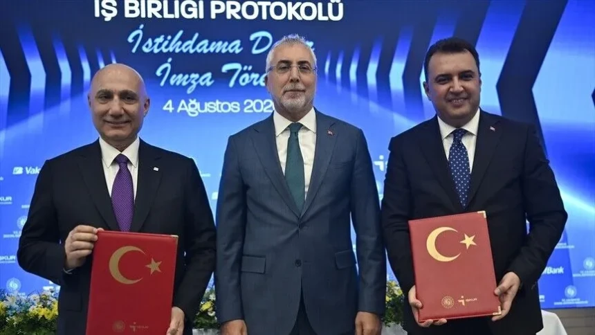 İŞKUR ile VakıfBank arasında işbirliği protokolü imzalandı