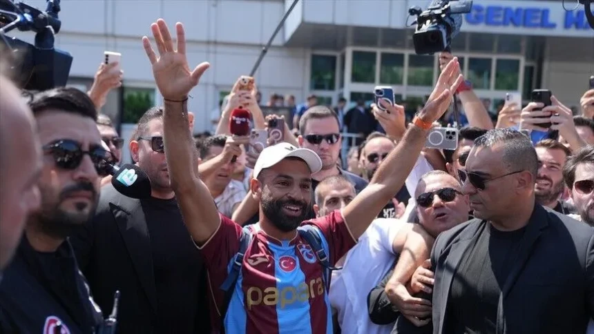 Salah Trabzonspor için İstanbul'da