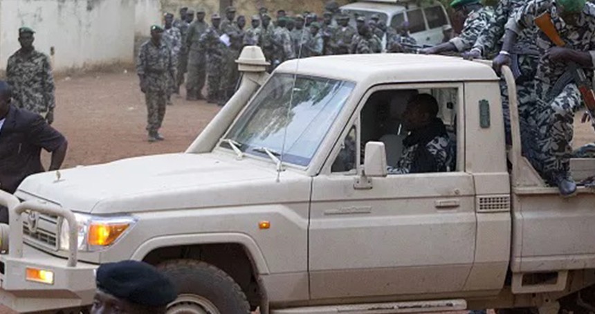 Mali'de askeri üsse silahlı saldırı