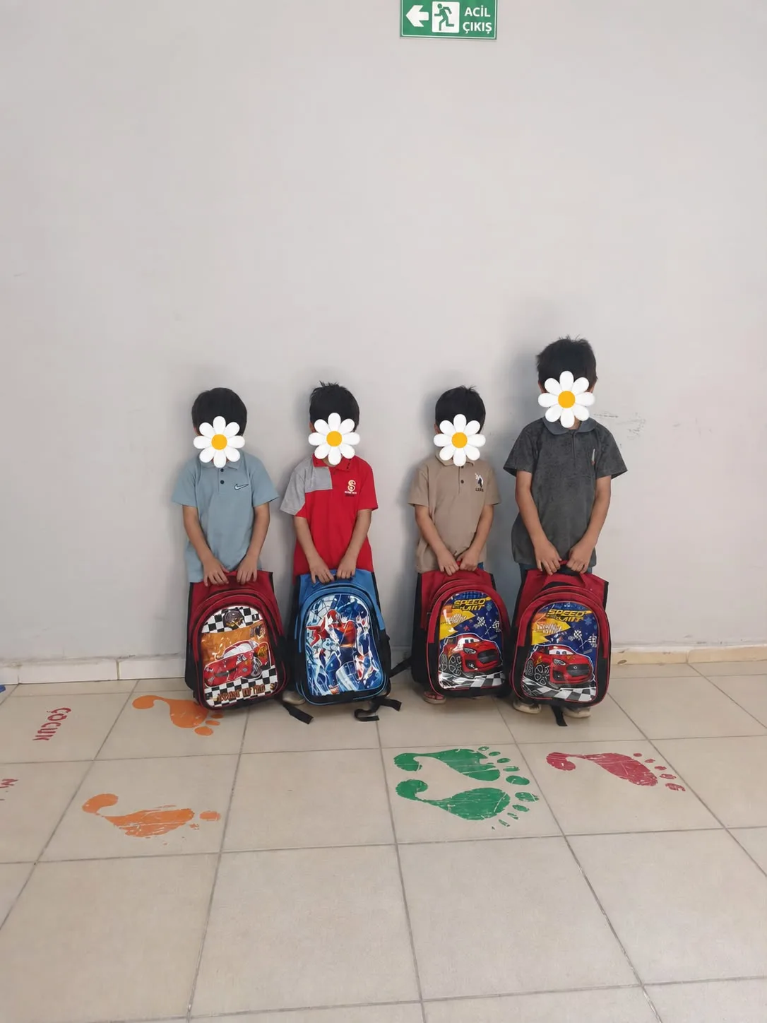 Artuklu Belediyesinden Öğrencilere Çanta ve Kırtasiye Desteği