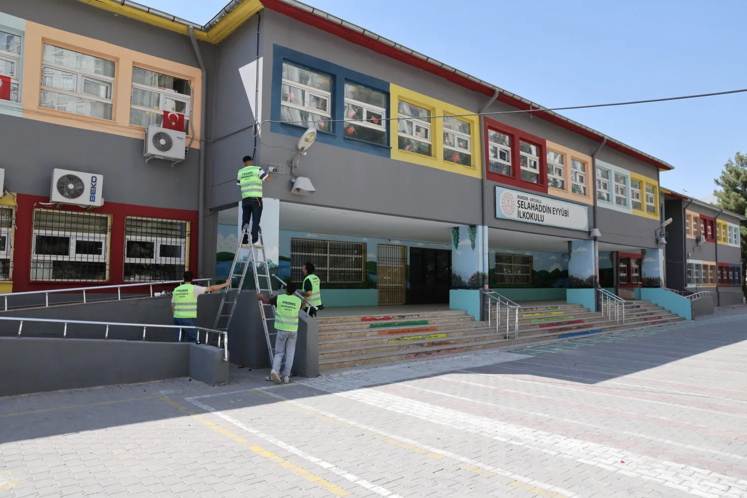 Mardin’de 264 Okulun Güvenliği Kamera Sistemleriyle Güçlendirildi