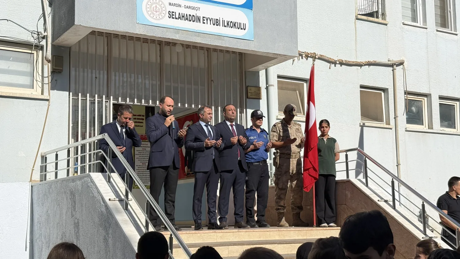 Mardin'de yeni Eğitim Öğretim yılı “Kardeşlik” mesajıyla başladı