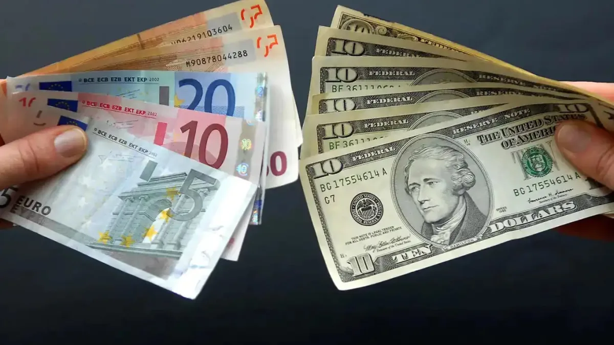 Dolar 48,66, Euro 56,20 lira seviyesinde