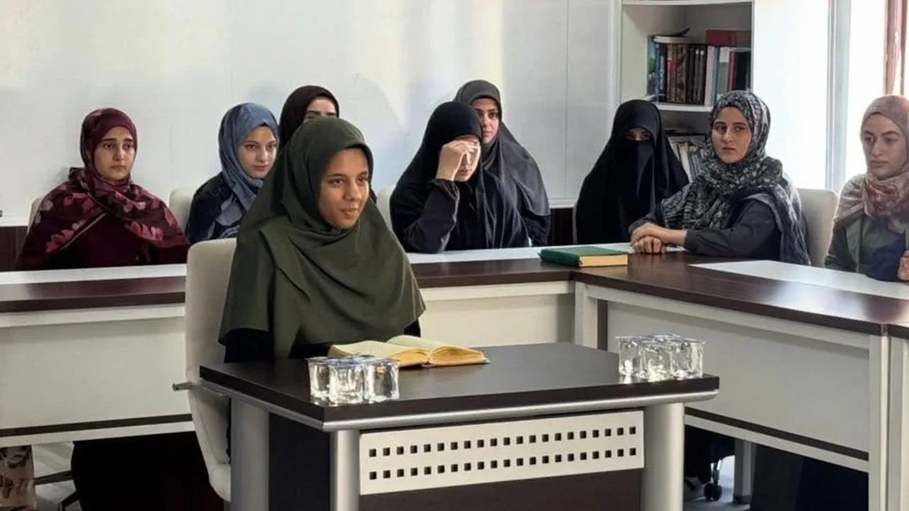 Mardin’de Hafızlık ve Kur’an-ı Kerim’i Güzel Okuma Yarışması Düzenlendi