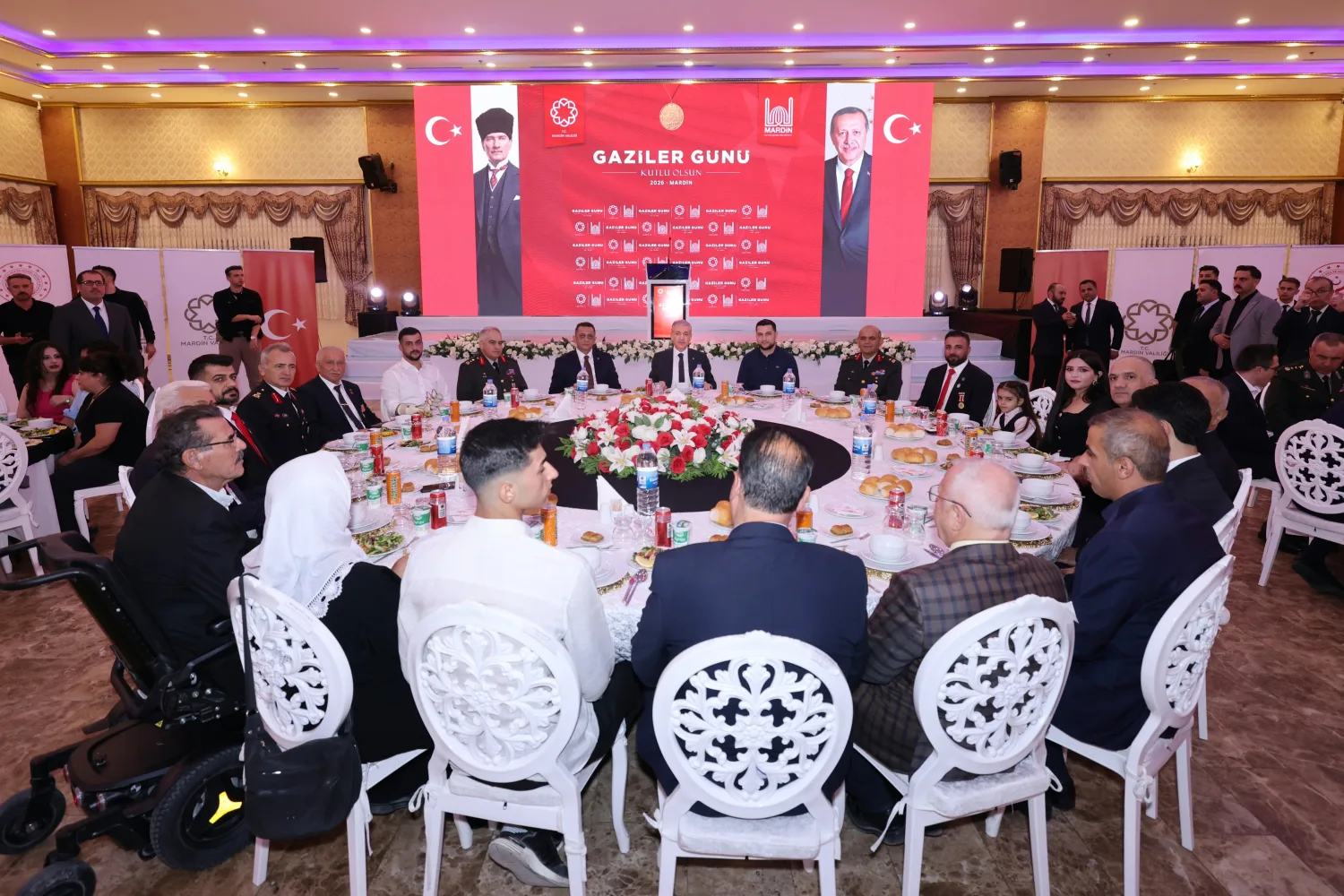 Mardin’de Kahraman Gaziler ve Aileleri Onuruna Program Düzenlendi