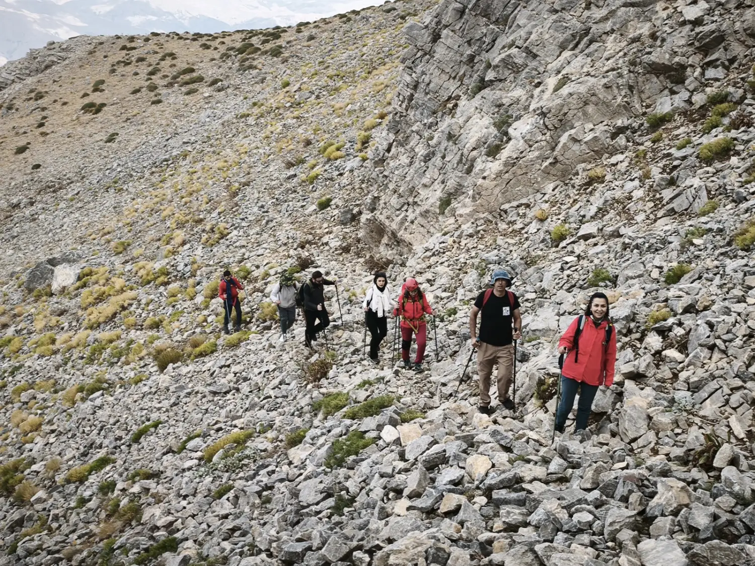 Mardinli Dağcılar Mereto Dağı’nın zirvesine ulaştı