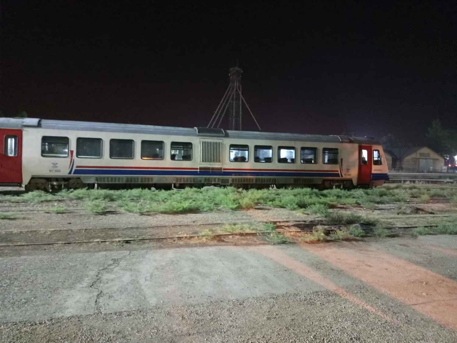 TCDD Genel Müdürü Yalçın, Nusaybin’de demiryolu ve bakım çalışmalarını yerinde inceledi