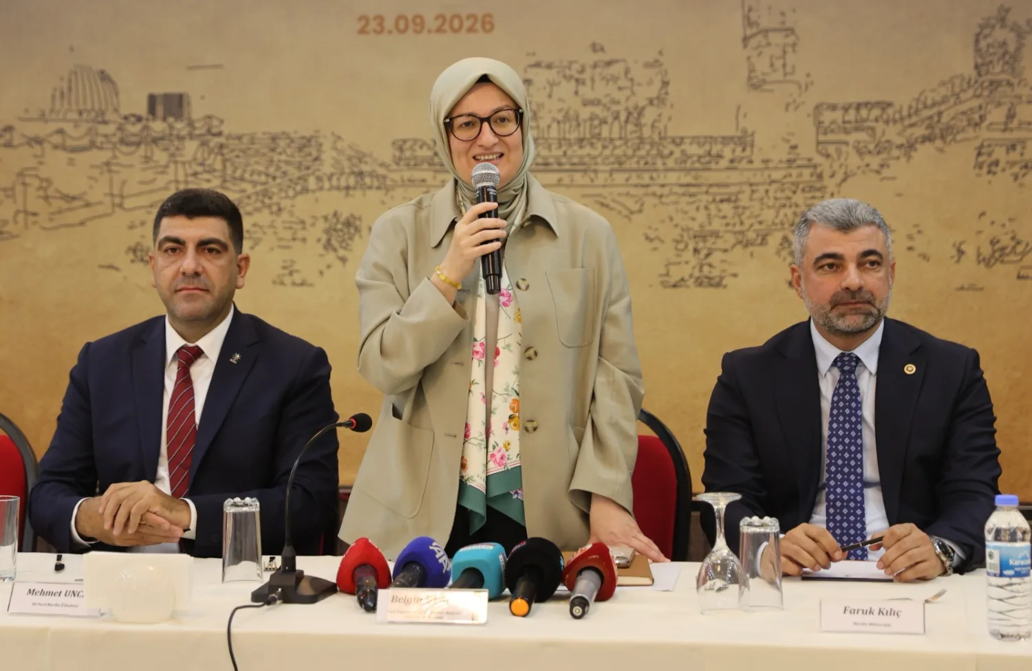 AK Parti Genel Başkan Yardımcısı Uygur, Mardin'de STK temsilcileriyle buluştu