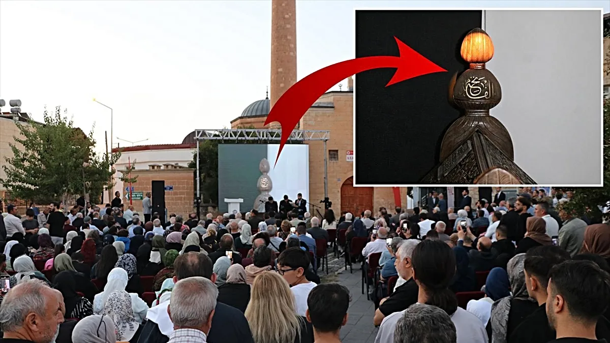 Siirt Tillo'da güneşin ilk ışınları 262 yıl önceki düzenekle türbeye ulaştı
