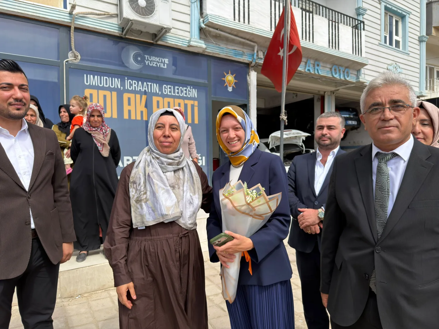AK Parti’li Zehranur Aydemir’den Mazıdağı’nda yoğun program