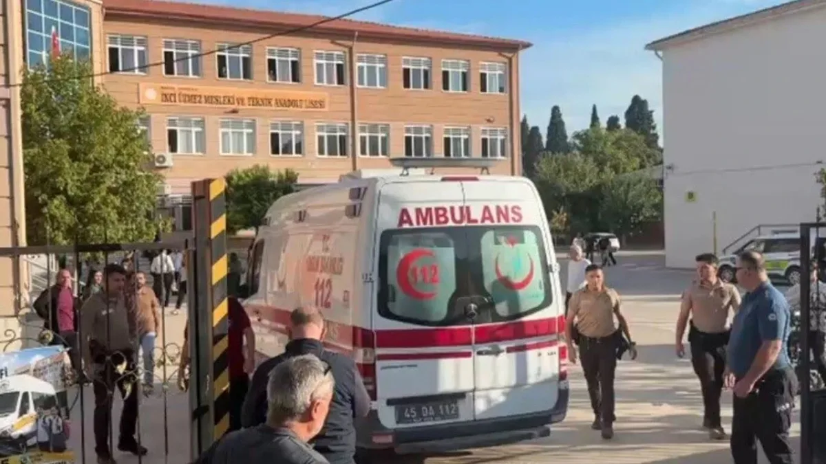 Okul saldırısına ilişkin peş peşe açıklamalar