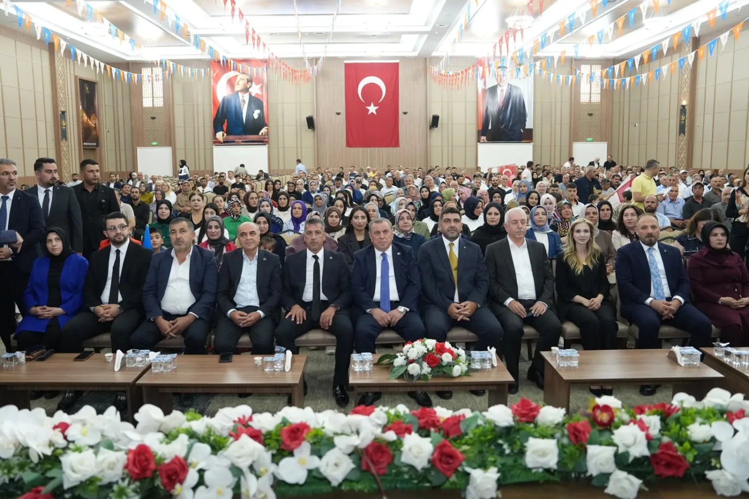 AK Parti Mardin Genişletilmiş İl Danışma Meclisi Midyat’ta Toplandı