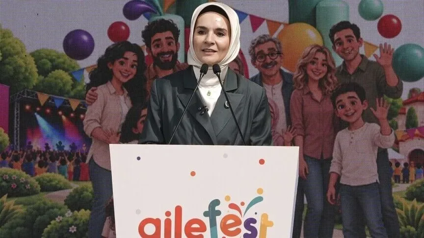 Bakan Göktaş: Her oluşturduğumuz projeyi, her yaptığımız politikayı 'aile dostu' vizyonuyla yapmalıyız
