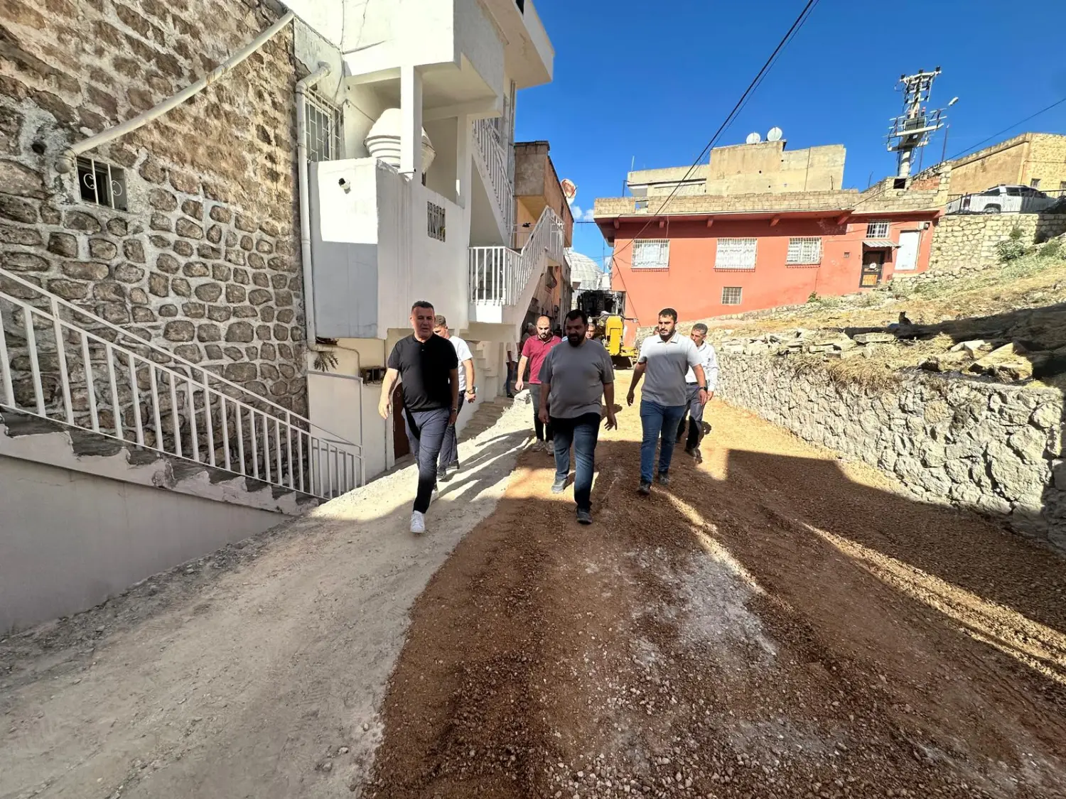 Başkan Hamidi kazma küreği aldı sahaya indi