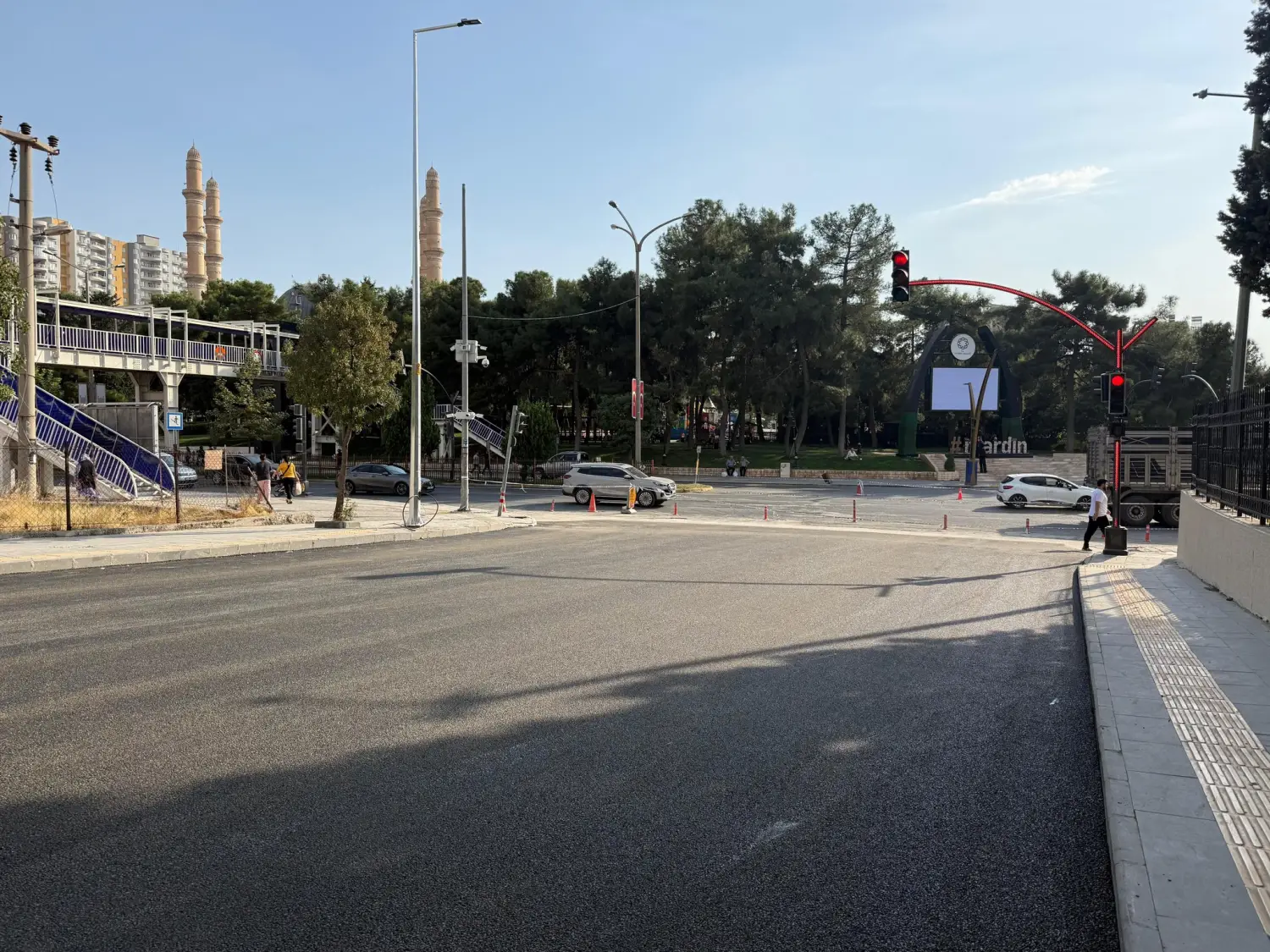 15 Temmuz Şehitler Caddesi’nde asfalt çalışması