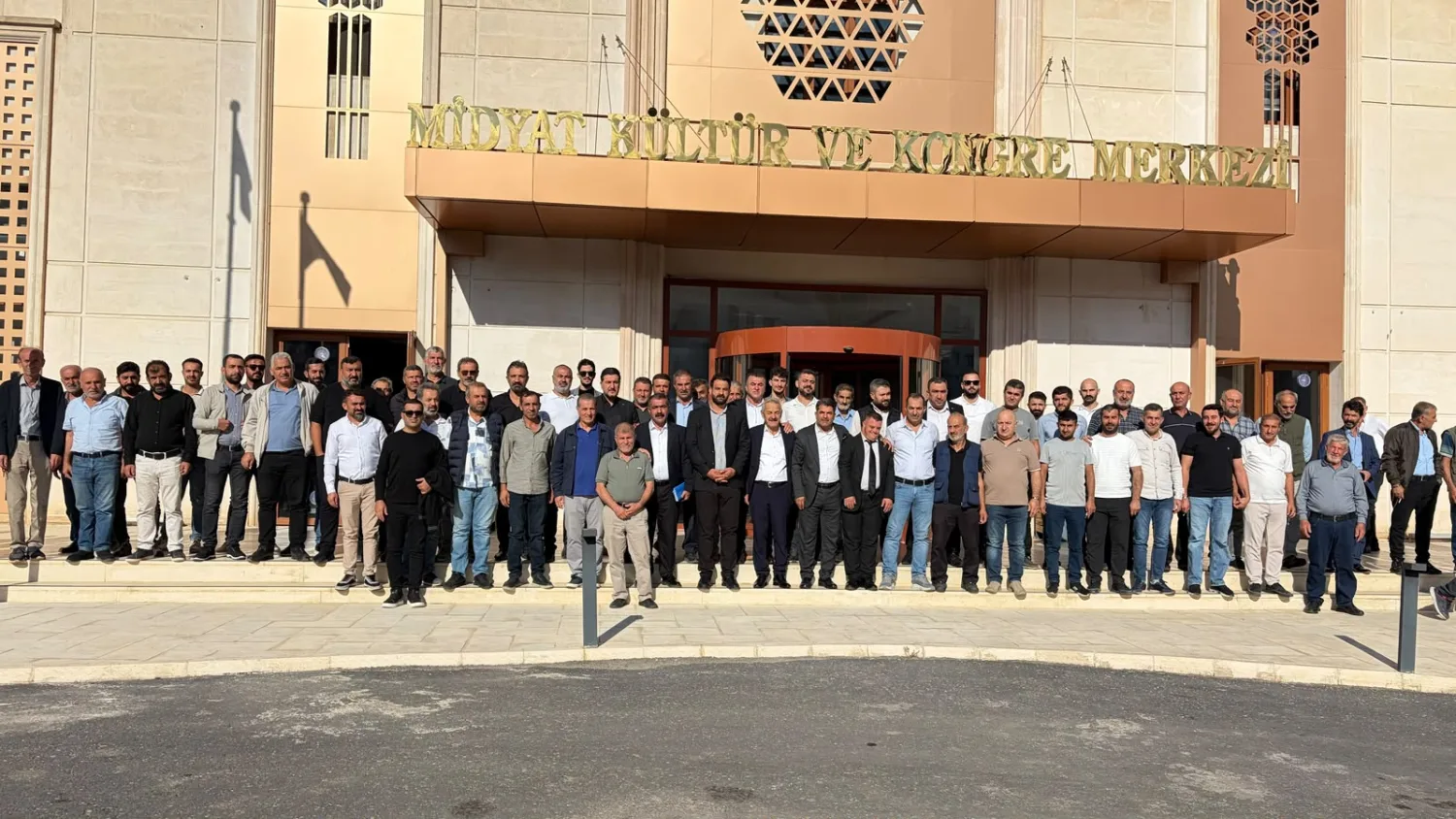 Midyat yeni sanayi sitesi için esnaf bir araya geldi
