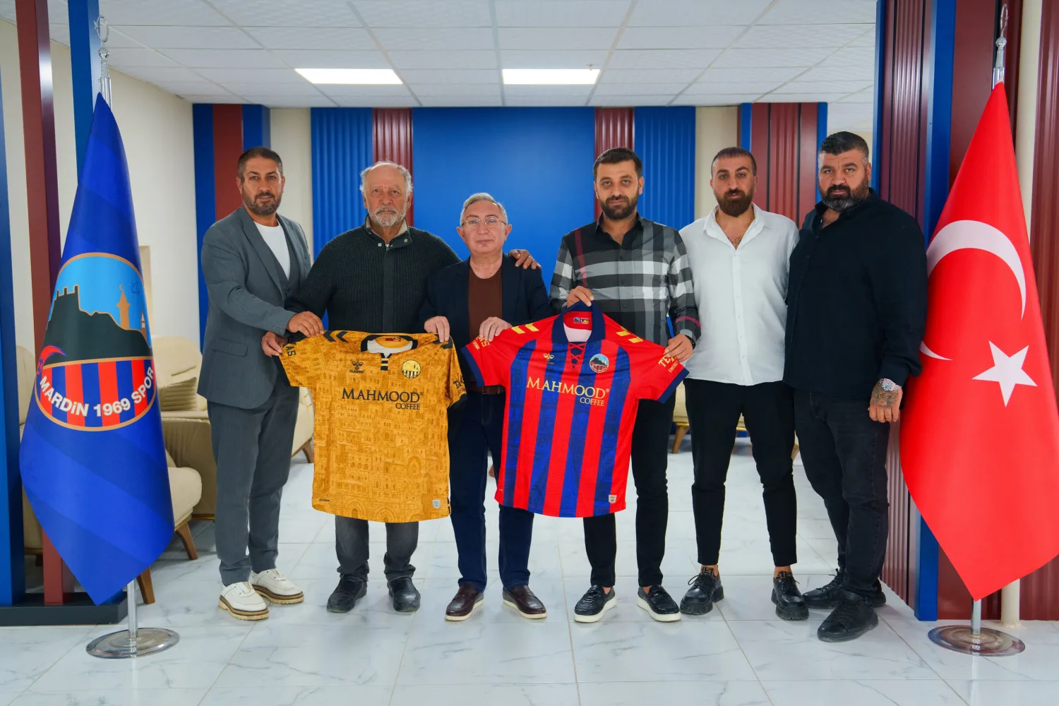 Galatasaray Divan Kurulu Başkanı Aykutalp Derkan’dan Mardin 1969 Spor’a ziyaret
