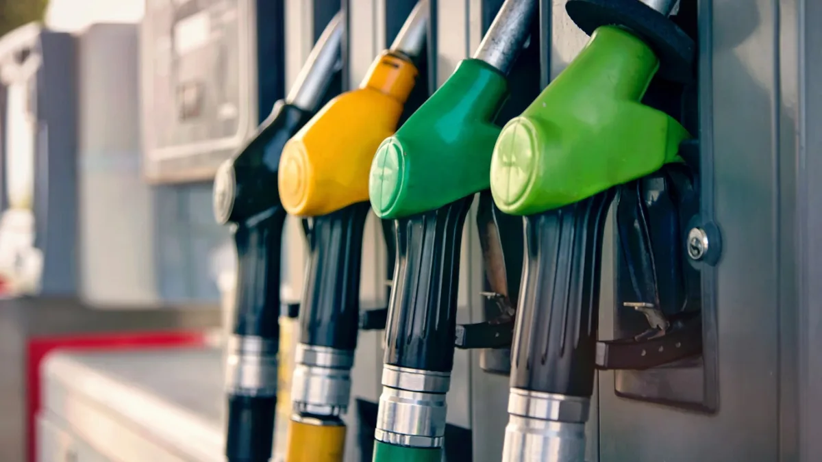 Motorin fiyatlarında 4,95 liralık indirim