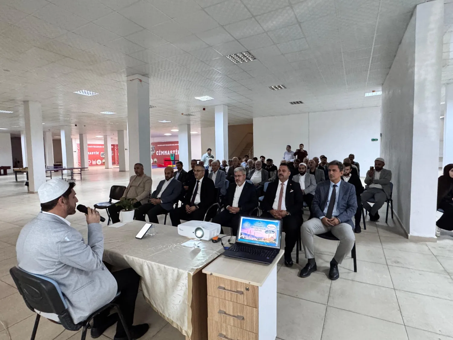 Camilerin sosyal hayattaki önemi anlatıldı