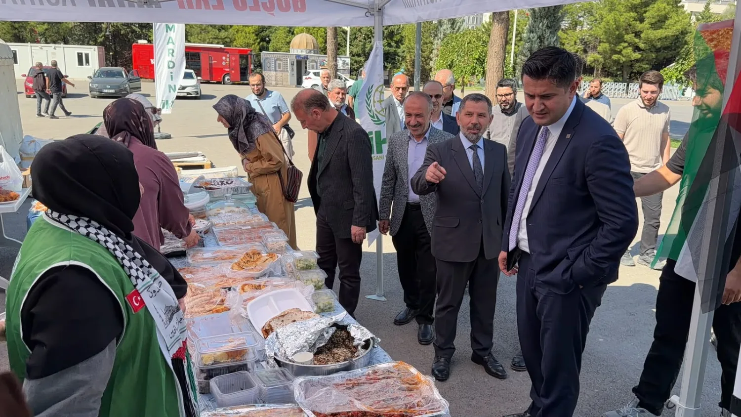 Mardin’de hayır çarşısının açılışı yapıldı
