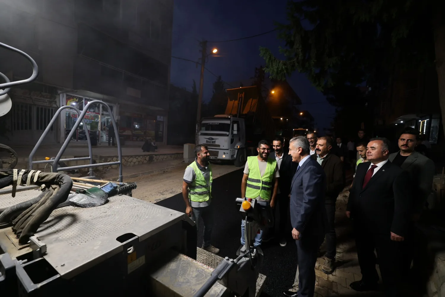 Mardin’de 5 Sokakta Asfalt Seferberliği: Vali Akkoyun Çalışmaları Yerinde İnceledi