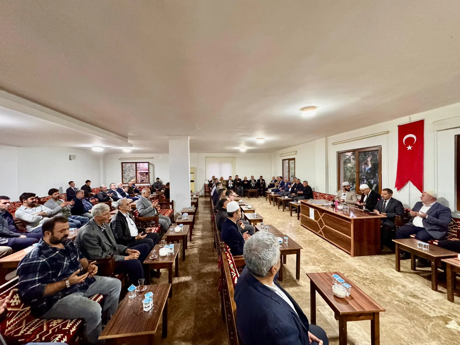 Vali Akkoyun’dan Başkan Demir’e taziye ziyareti
