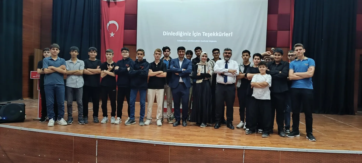 Gazali başarı hikayesini öğrencilerle paylaştı