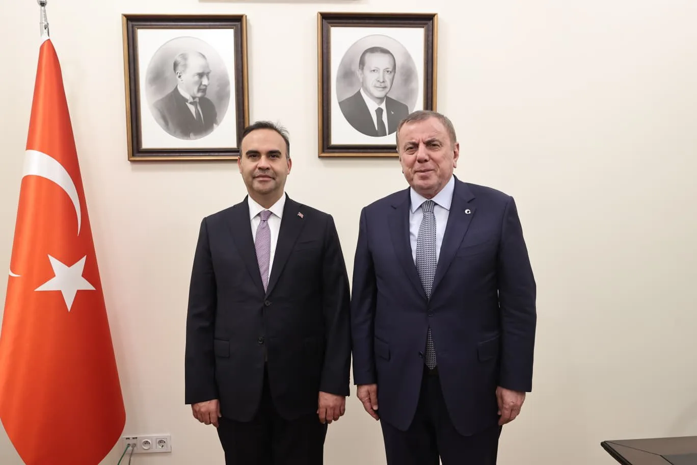 Mardin’in Sanayi Potansiyeli Bakan Kacır ile Görüşüldü
