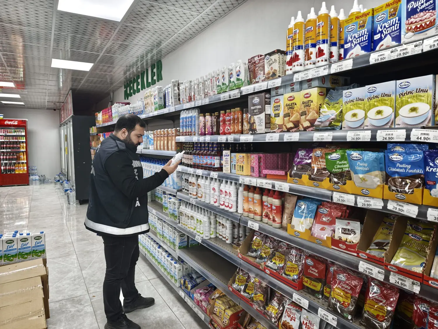 Mardin'de zabıta ekiplerinin market denetiminde bakın ne tespit edildi?