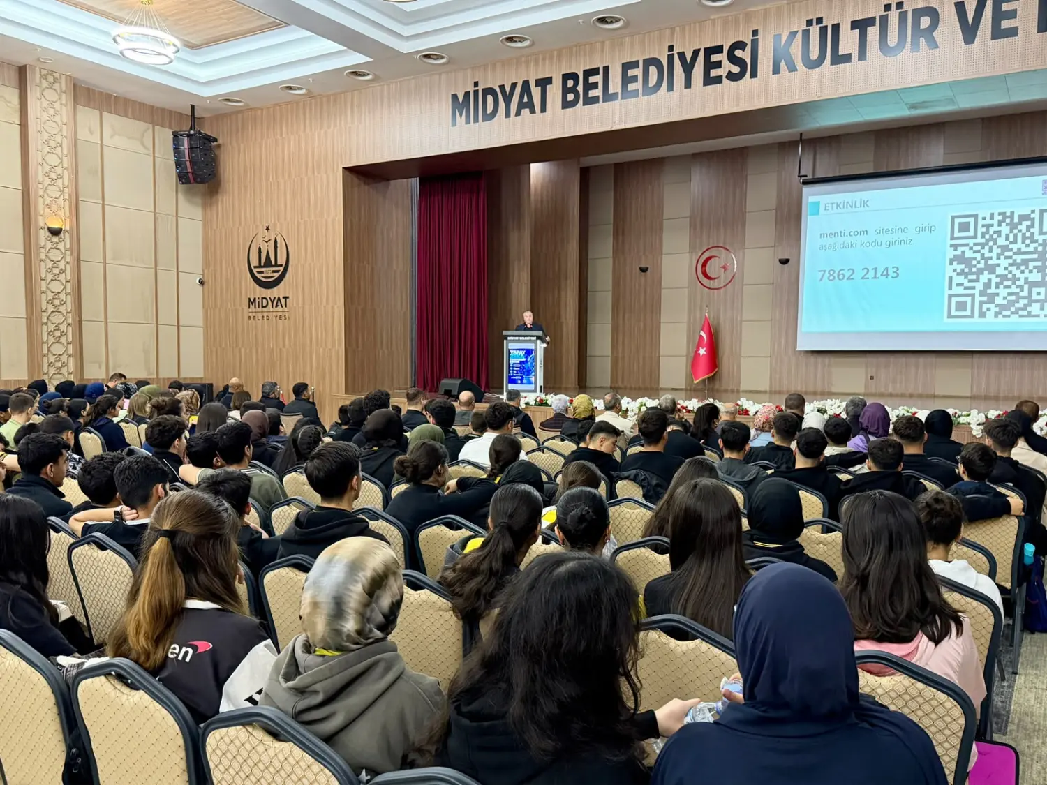 Midyat’ta yapay zeka farkındalık eğitimi düzenlendi