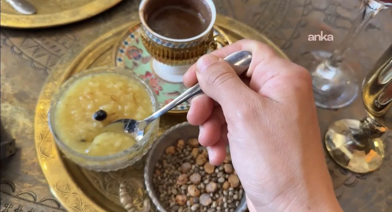 Mardin'de Farklı Kültürlerin Tatları 400 Yıllık Tarihi Mekanda Yaşatılıyor: Yurt Dışından Gelen Ziyaretçilerden Yoğun İlgi