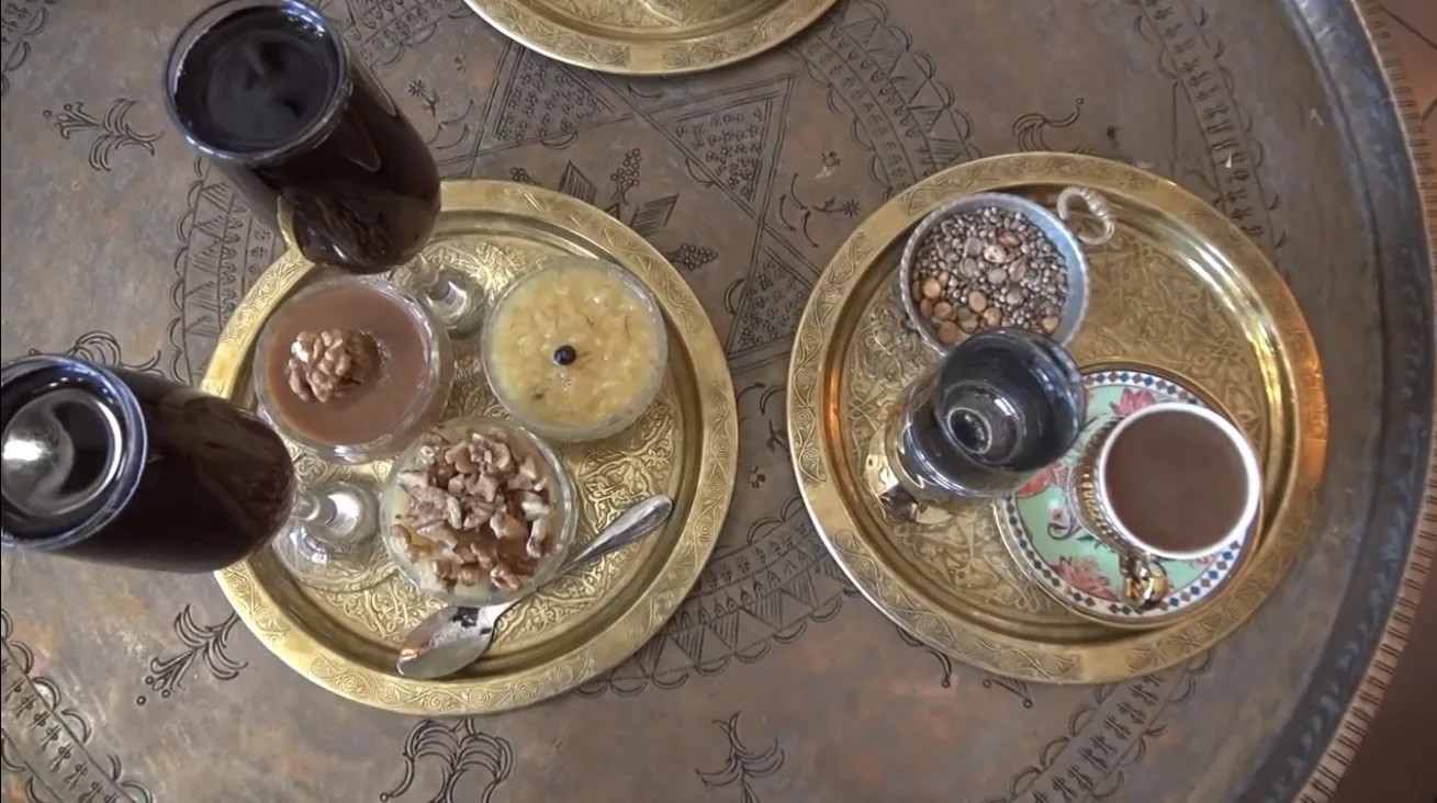Mardin'de Farklı Kültürlerin Tatları 400 Yıllık Tarihi Mekanda Yaşatılıyor: Yurt Dışından Gelen Ziyaretçilerden Yoğun İlgi