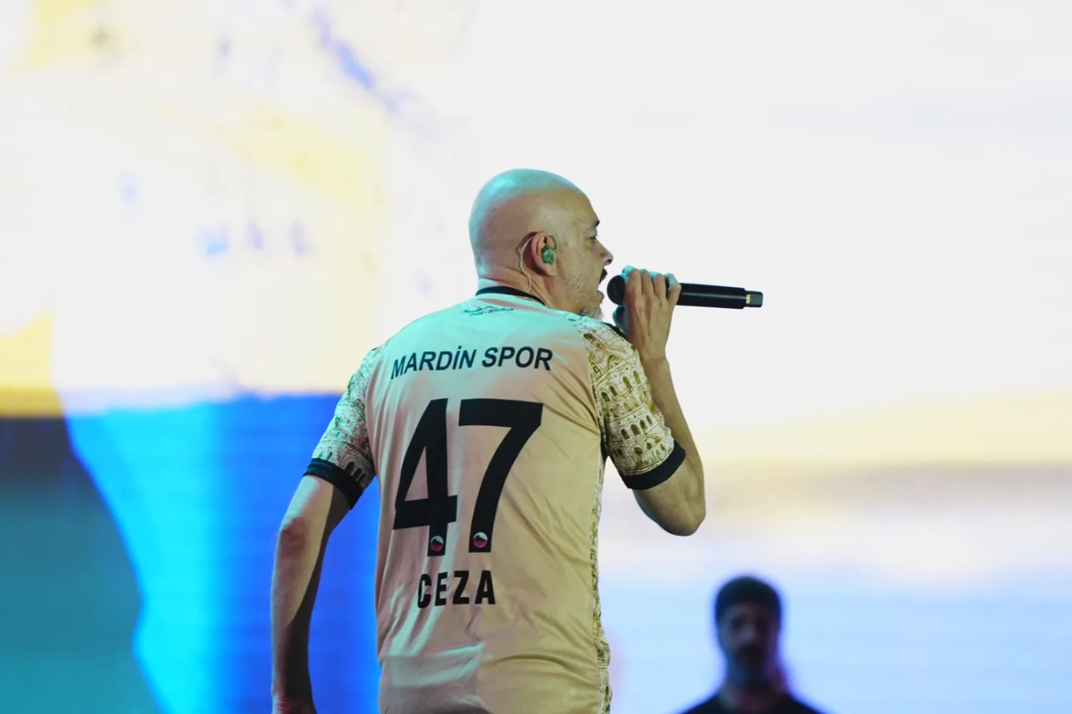 CEZA’DAN MARDİN KÜLTÜR YOLU FESTİVALİ’NDE RAP ŞOVU