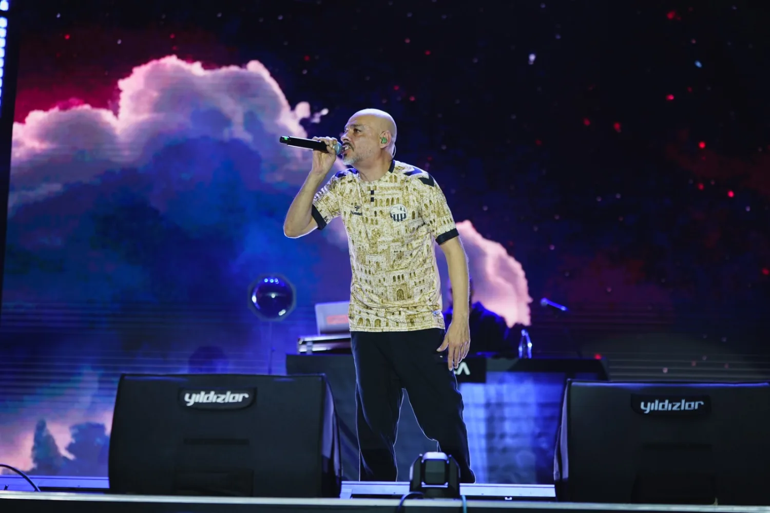 CEZA’DAN MARDİN KÜLTÜR YOLU FESTİVALİ’NDE RAP ŞOVU