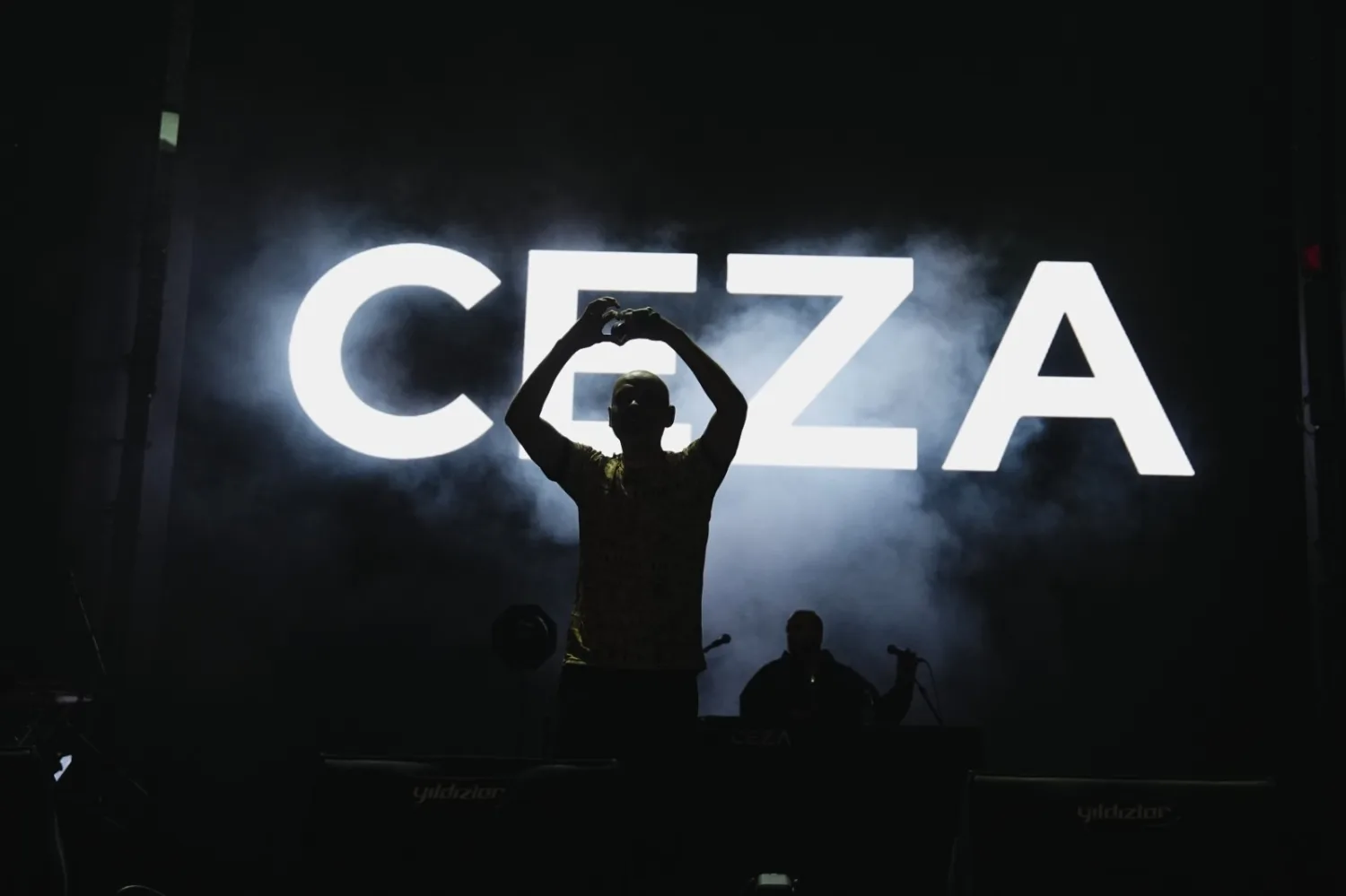 CEZA’DAN MARDİN KÜLTÜR YOLU FESTİVALİ’NDE RAP ŞOVU
