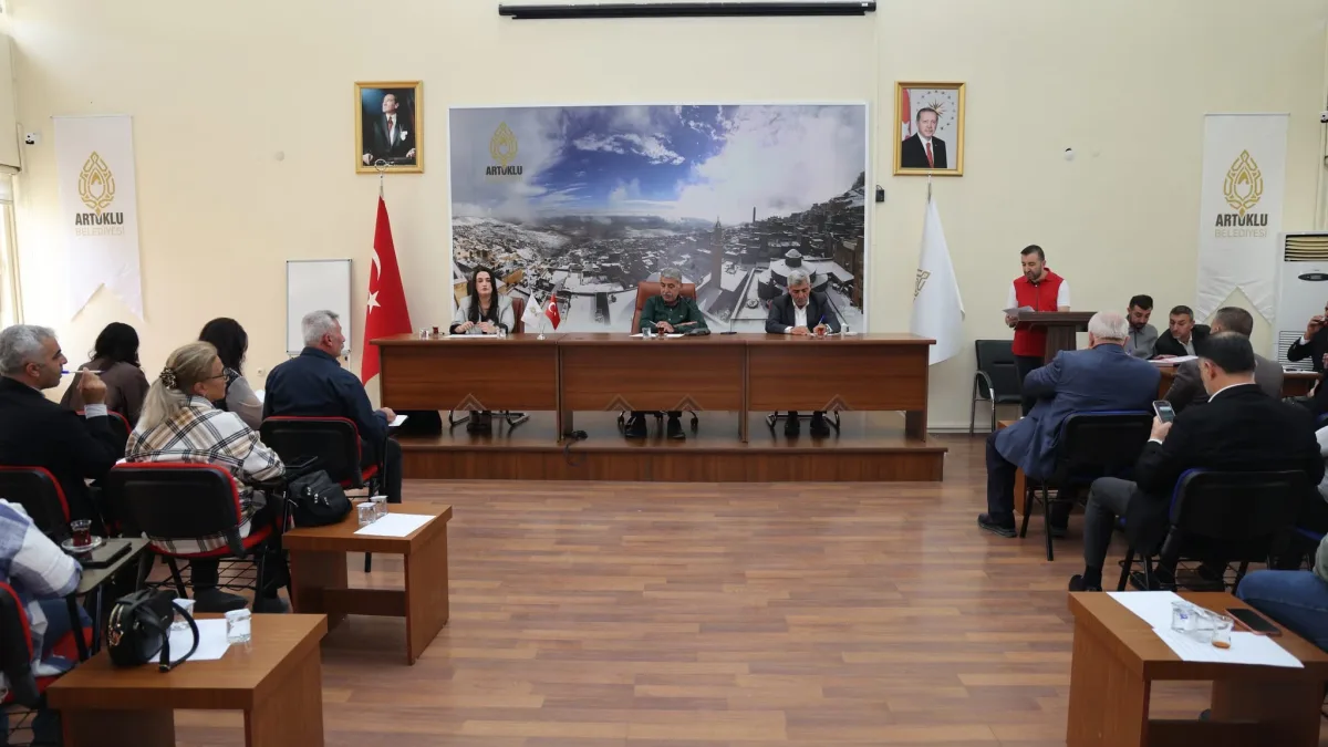 Artuklu Belediyesinde Uzlaşma! AK Parti'den DEM Partisine destek