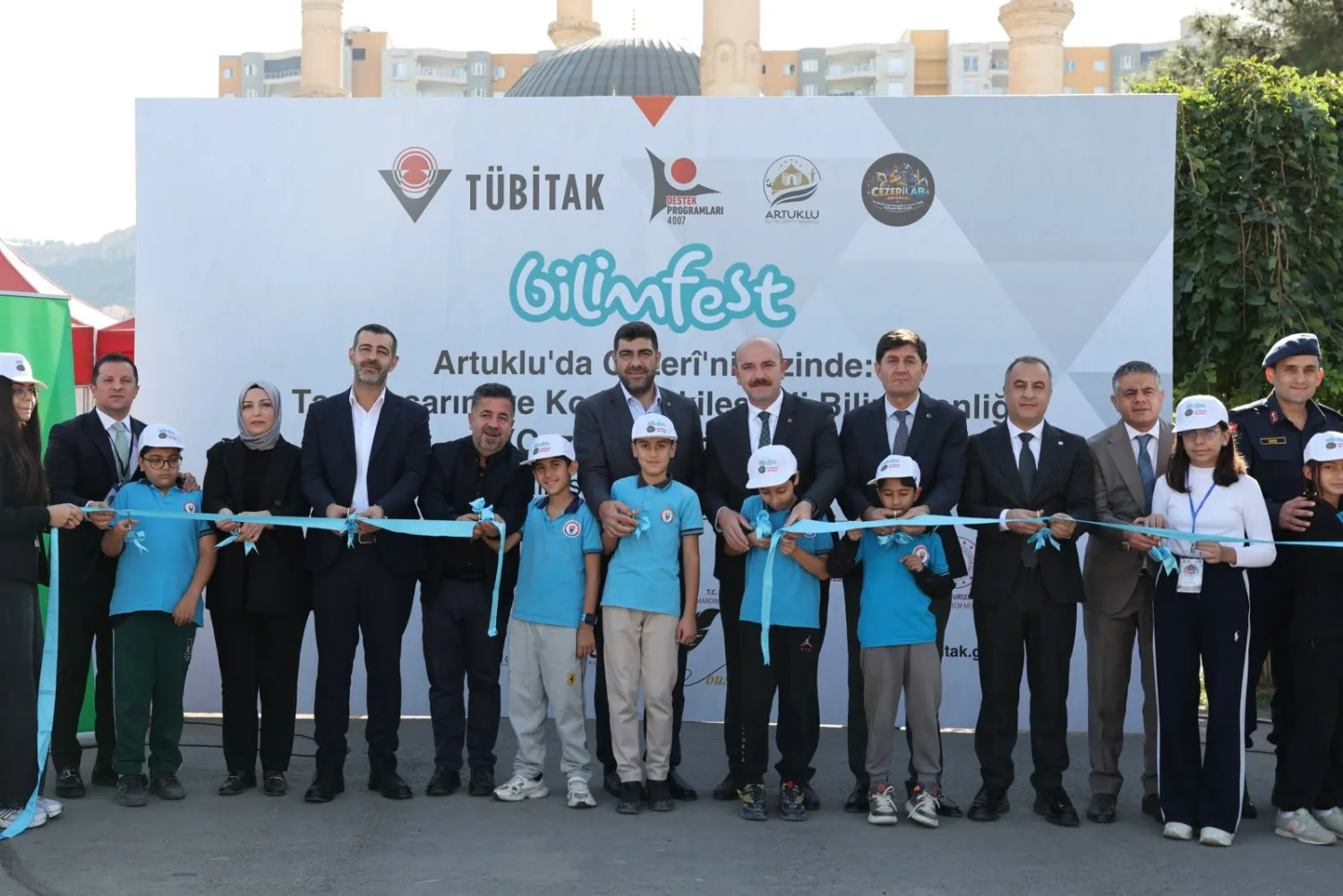 Gençler bilim ve teknolojiyle buluştu