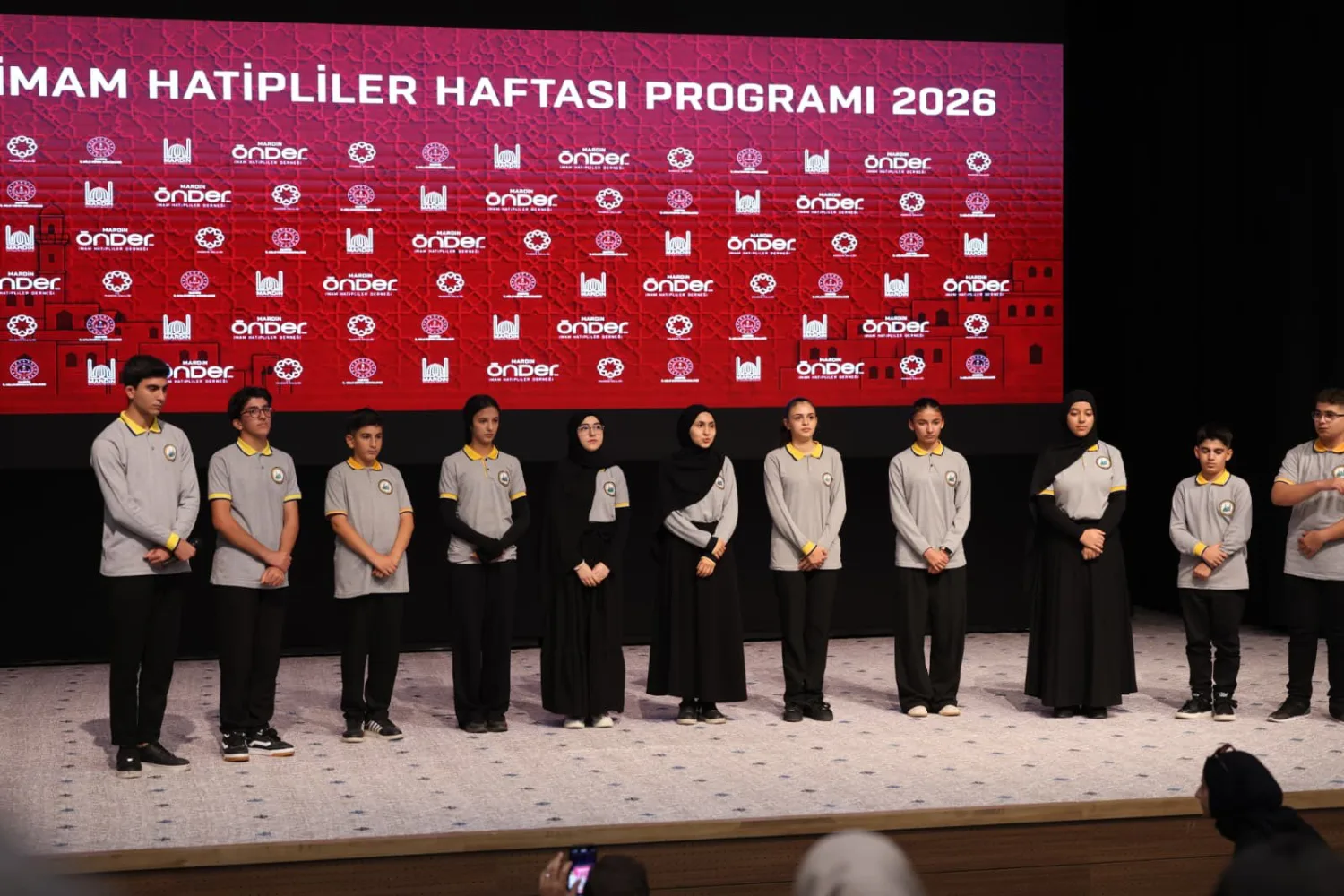 ÖNDER'den İmam Hatipliler Haftasına özel Anlamlı Kutlama