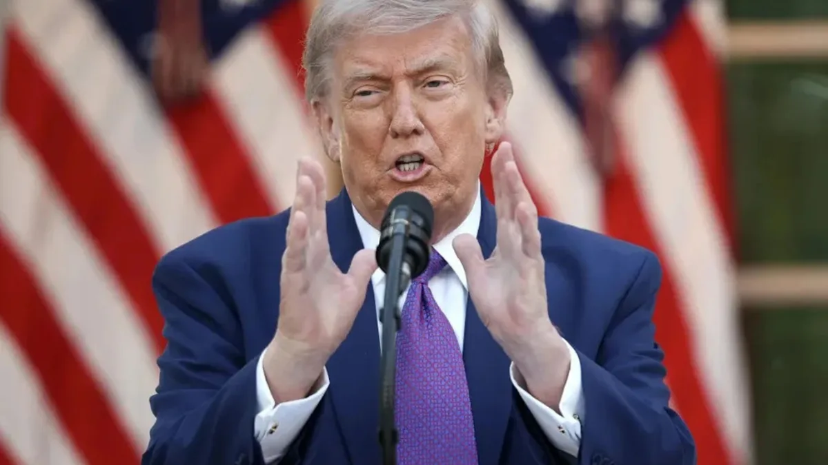 Trump'tan İran'a yeni tehdit: "Belki biraz daha ileri gidebiliriz"
