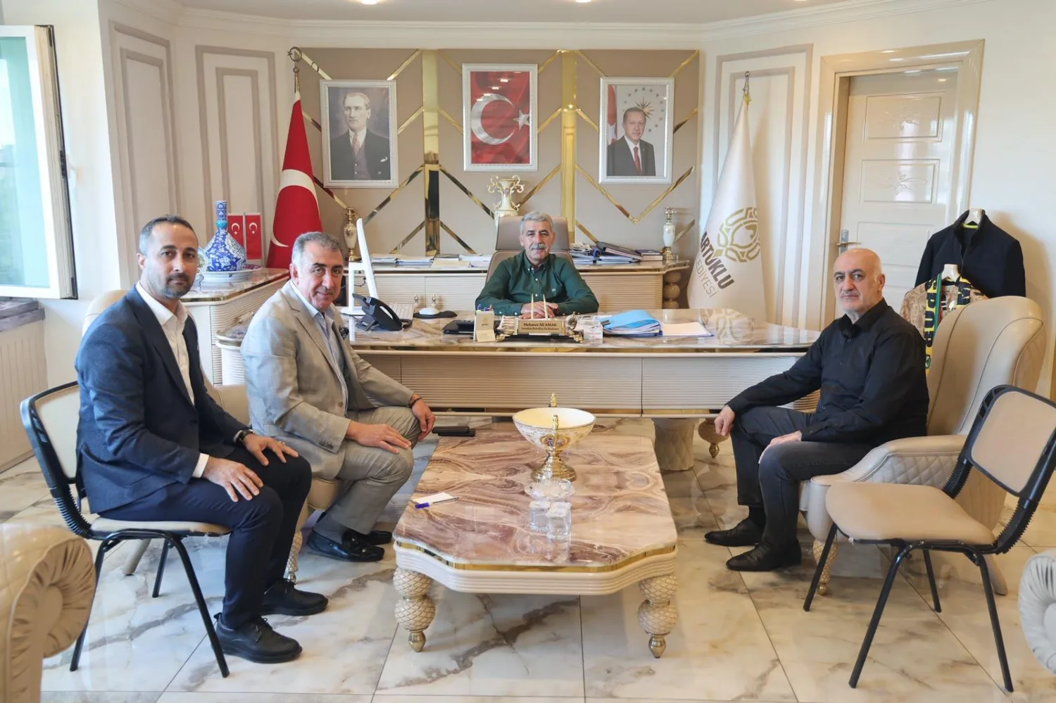 Batı'dan Doğu'ya Birlik Hamlesi