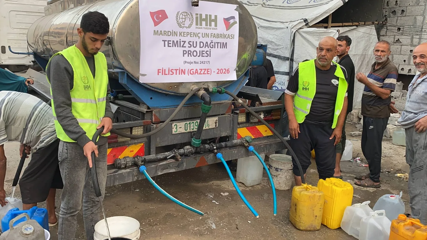 MARDİN İHH VE KEPENÇ UN’DAN GAZZE’YE TEMİZ SU DESTEĞİ