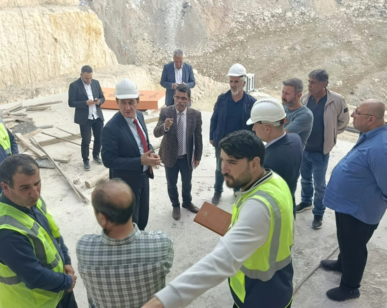 200 Yataklı Öğretmenevi İnşaatında Çalışmalar Sürüyor