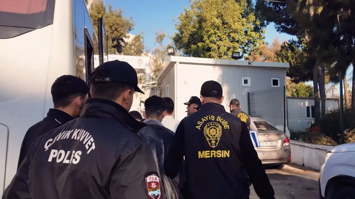 Mersin'de dolandırıcılık ve bahis operasyonu: 6 gözaltı