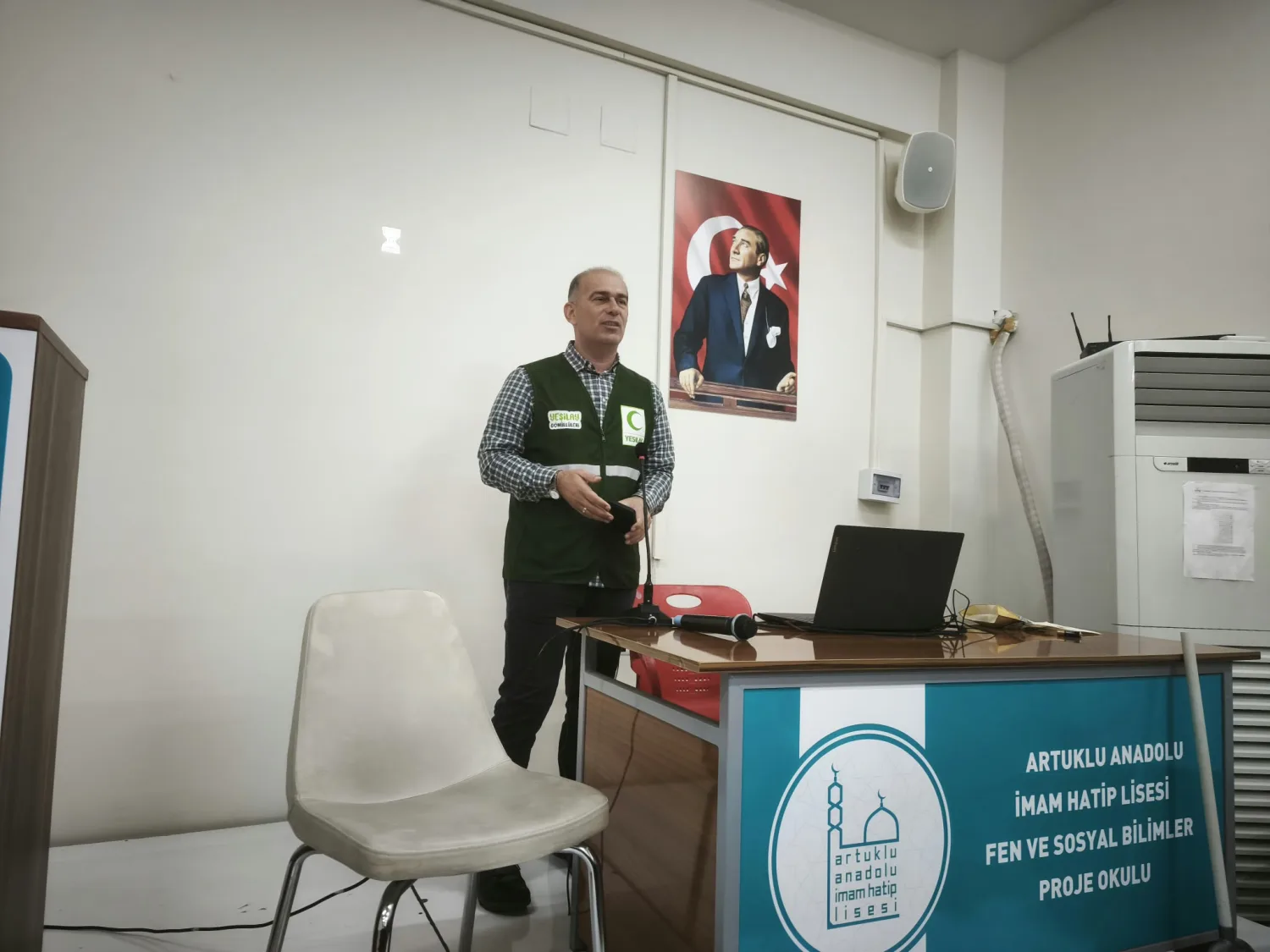 Yeşilay’dan Mardin Artuklu Proje İmam Hatip Lisesi’ne Ziyaret